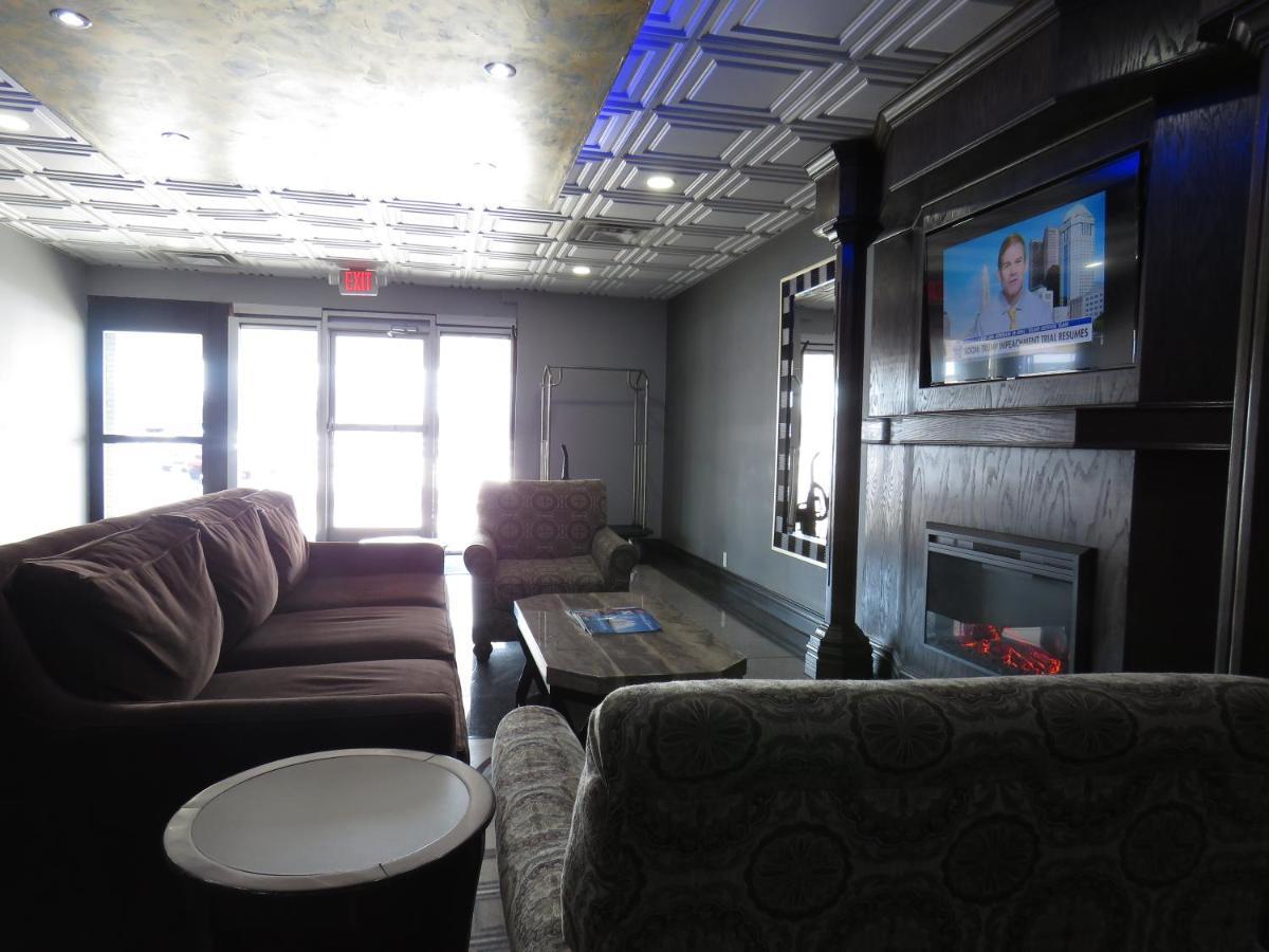 American Inn & Suites Ferndale ภายนอก รูปภาพ